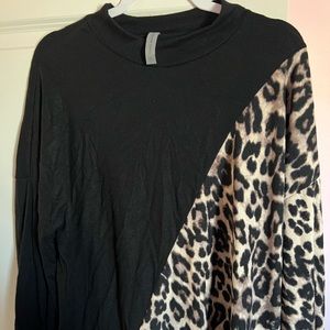 Light weight sweater